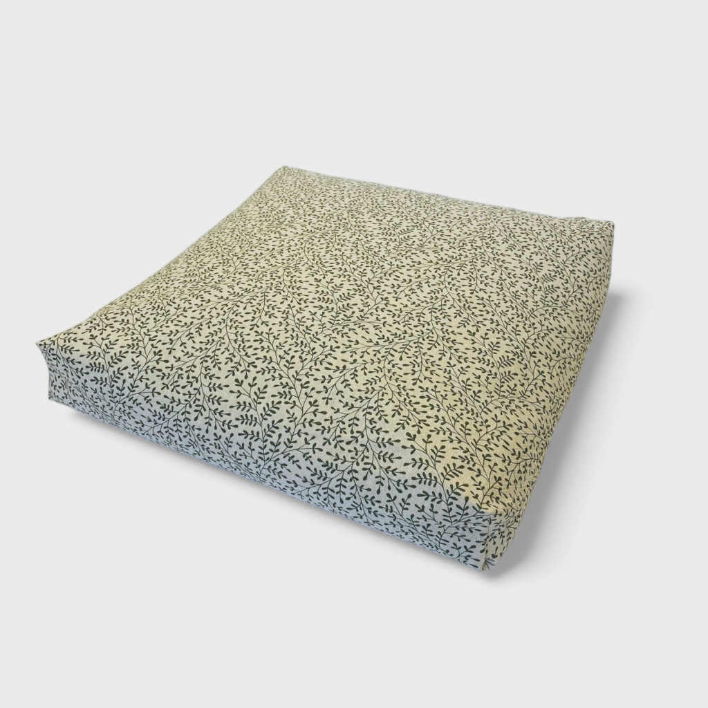 Gadeo sedací polštář lístečky 50x50 cm výplň pohankové slupky