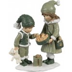 Zelená vánoční dekorace děti s dárečkem a medvídkem 10*5*13 cm Clayre & Eef – Hledejceny.cz