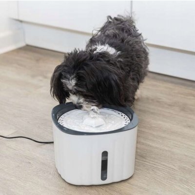 Trixie Napáječka s fontánou plastová 2000 ml – Zboží Dáma