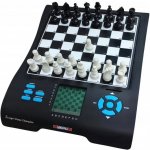 Millennium Šachový a herní počítač 8 v 1 Millennium Europe Chess Champion AKČNÍ CENA – Zboží Mobilmania