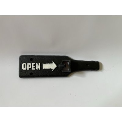 KOVOVÝ NÁSTĚNNÝ OTVÍRÁK NA LAHVE - OPEN – Hledejceny.cz