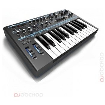 NOVATION Bass Station II