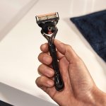 Gillette Fusion5 ProGlide + 10 ks hlavic – Zbozi.Blesk.cz