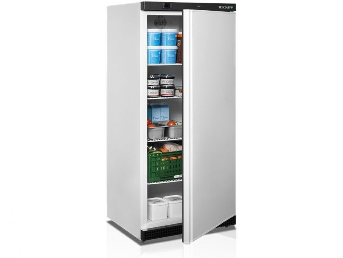 Nastavitelné a odolné regály
