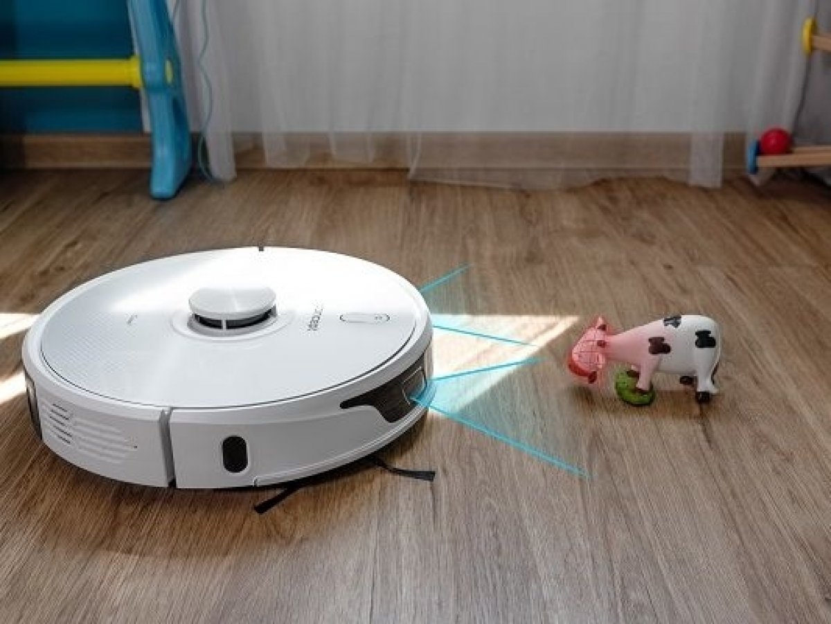 Pokročilá navigace a rozpoznání předmětů