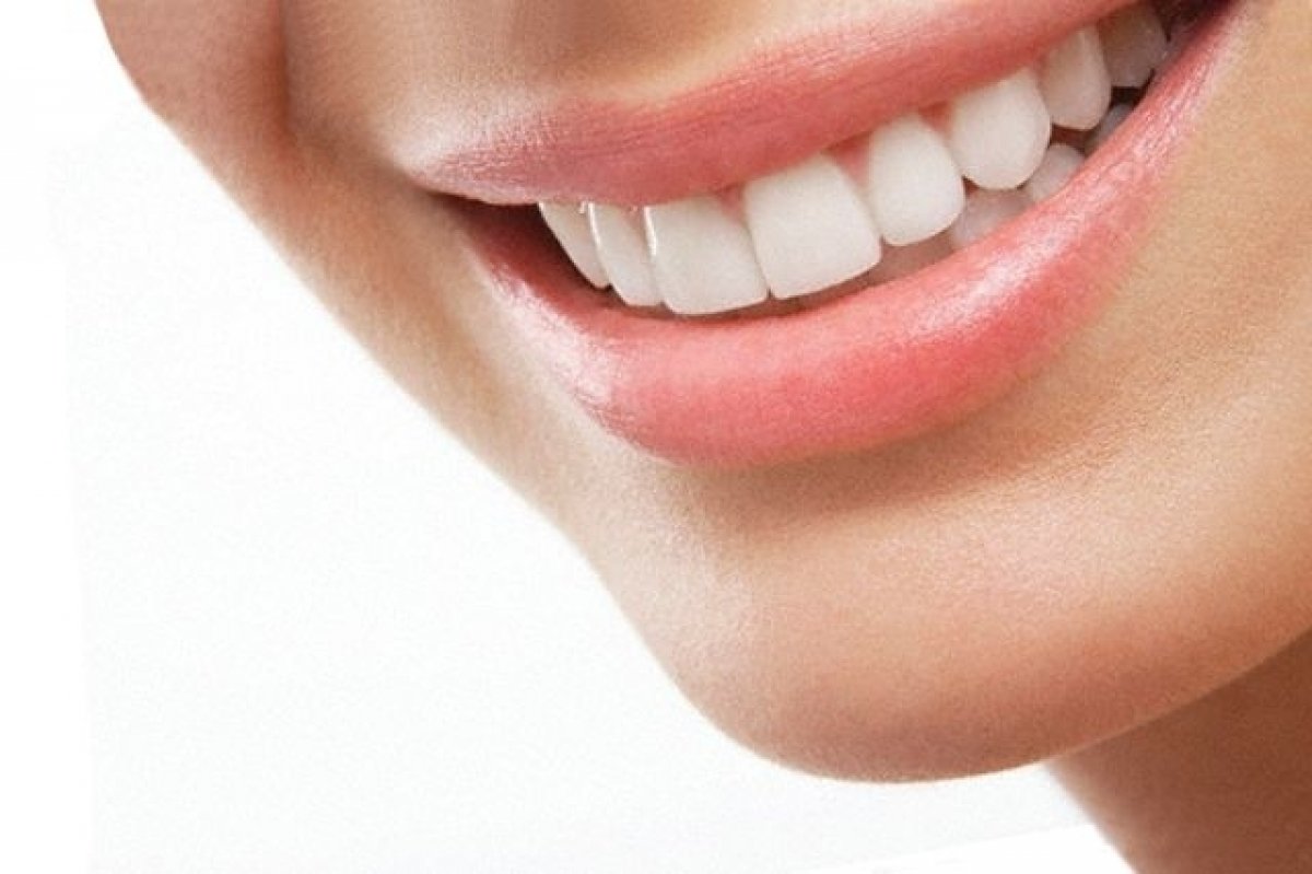 Přirozeně bílé zuby během dvou týdnů