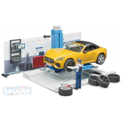 BRUDER 62110 BWORLD Autodílna herní set s mechanikem a autem