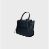 Menší designová tmavě modrá kožená kabelka do ruky Chantal VERA PELLE 10708
