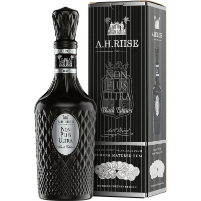 A. H. Riise Non Plus Ultra Black edition 0,7 l 42% (karton)