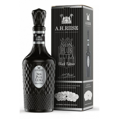 A.H. Riise Non Plus Ultra Black Edition 42% 0,7l