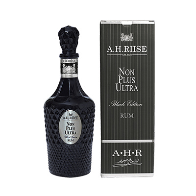 A.H. Riise A.H.Riise Non Plus Ultra Black Edition 42% 0,7l (holá láhev)