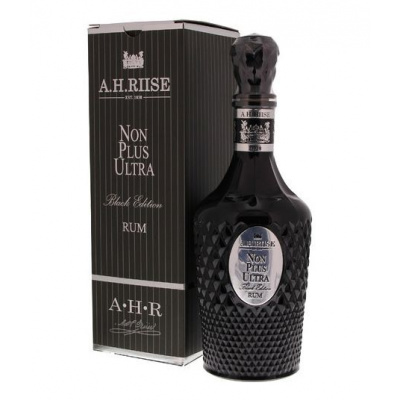 A. H. Riise Non Plus Ultra Black edition 42% 0,7 l