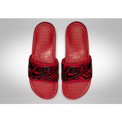 Nike Benassi Just Do It Slide Gym Red