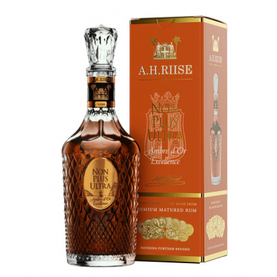 A.H.Riise Non Plus Ultra Ambre d'Or Excellence 0,7 l 42% + A.H. Riise Rum Cream Liqueur 17% 0,7l + A.H.Riise Salt Caramel Cream Liqueur, 17% 0,7l (holá láhev)