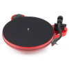 Pro-ject RPM 1 Carbon + 2M Red Barva: Red