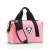 Cestovní taška Reisenthel Allrounder M kids panda dots pink | 18 l | růžová | Panda dots pink | 40x24xV.33,5 cm | Reisenthel | v ruce, přes rameno