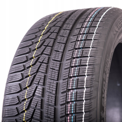 Hankook Winter i*cept evo2 W320 215/55R17 98 V přilnavost na sněhu (3PMSF), zesílení (XL)