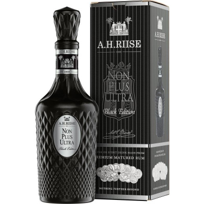 A.H.Riise Non Plus Ultra Black Edition 42% 0,7 l (karton)