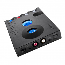 Chord HUGO 2 Černá (V roce 2014 byl představen revoluční přenosný D/A převodník a sluchátkový zesilovač, který se stal mezníkem na audio trhu)