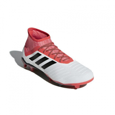 ADIDAS PREDATOR 18.2 FG Velikost: 42.2/3