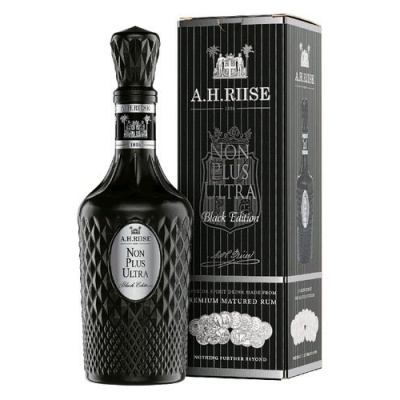 A.H. Riise Ultra premium Non Plus Ultra Black Edition 42%0.70l