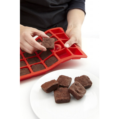 Silikonová forma na pečení mini brownies 24 ks Lékué