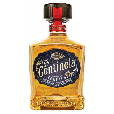 Centinela Reposado 0,7 l (holá lahev)