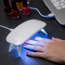 Mini LED UV lampa na nehty