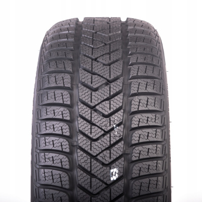 Pirelli Winter SottoZero 3 225/55R17 97 H přilnavost na sněhu (3PMSF), ochranný lem * - BMW, MO - Mecedes-Benz