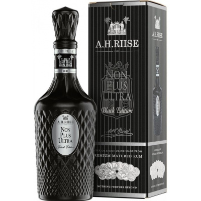 A.H. Riise Non Plus Ultra Black edition 25y 0,7l 42% (krabička) A.H.Riise St.Thomas 42% 25 let Tmavě zlatá 3643