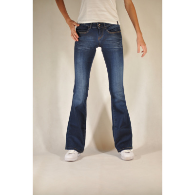 GUESS Washed Jeans Low Crop L34 Barva: modrá, Velikost: W31, Délka kalhot: L34