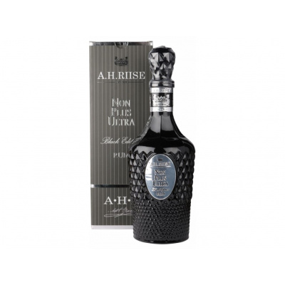 Luxusní rum A.H.Riise Non Plus Ultra Black 42%, 0,7L