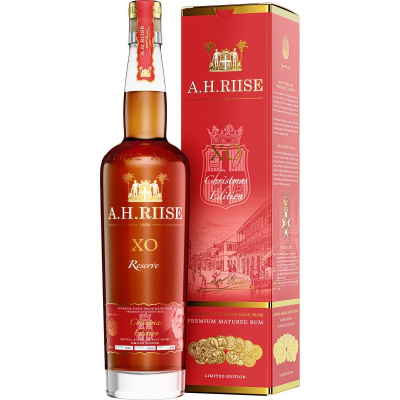 A. H. Riise XO Christmas Edition rum 40 % 0,7 l (karton)