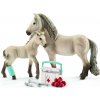 Schleich 42430 Set žriebä a islandská kobyla s lekárničkou