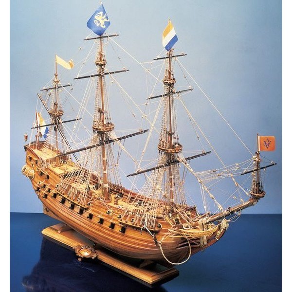 Model COREL Prins Willem 1651 kit 1:100