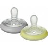 Tommee Tippee Cumlík, breast-like, silikón Natural Night, 0-6m, 2ks