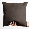 Biante Zamatová obliečka na vankúš Velvet Prémium SVP-016 Tmavo hnedá 45 x 45 cm