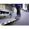 Tesa Protišmyková páska 50 mm x 15 m -žltá čierna