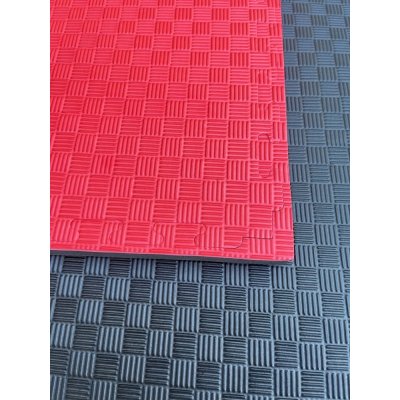 Tatami Puzzle podložka oboustranná, 100 × 100 × 3 cm, červenočerná - Tatami