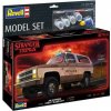 Revell ModelSet auto STRANGER THINGS 67724 - 1985 Chevrolet K5 Blazer (1:25)