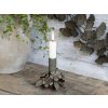 Chic Antique Mosadzný antik kovový svietnik na úzku sviečku s kvetmi Flower - 10*6*10cm - Chic Antique