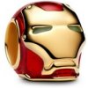 Zlátený prívesok PANDORA Marvel Helma Iron Mana svietiaci v tme 764213C01