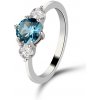 Royal Fashion strieborný rhodiovaný prsteň Modrý zafír MA R0570