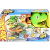 Mattel Hot Wheels® T-Rex útočí na hasičskou stanici, JBM73