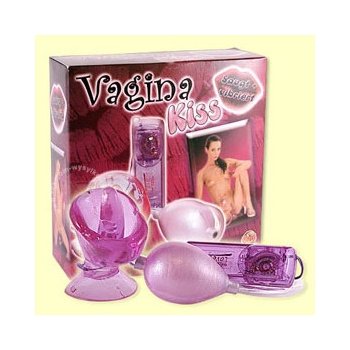 VAGINA KISS