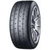 Yokohama ADVAN A052 215/40 R17 87W