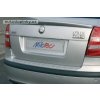 Milotec prah 5-tych dverí s výstupkami Škoda Octavia II sedan/Octavia II sedan Facelift (ABS strieborný)