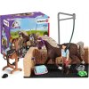 Schleich 42438 Mycí kout klubový s příslušenstvím