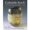 Gabriele Koch - Hand Building and Smoke Firing (Tony Birks)(Pevná)