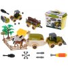Farma, farma, traktor, poľnohospodárska technika, zvieratá, usadlosť, kone + skrutkovač biela